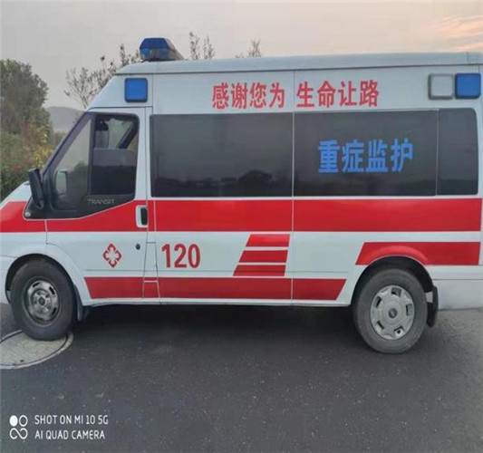 红安专业救护车出租,为生命护航